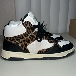 STEVE MADDEN ELY MULTI NEW, size 12, very comfy, last one!